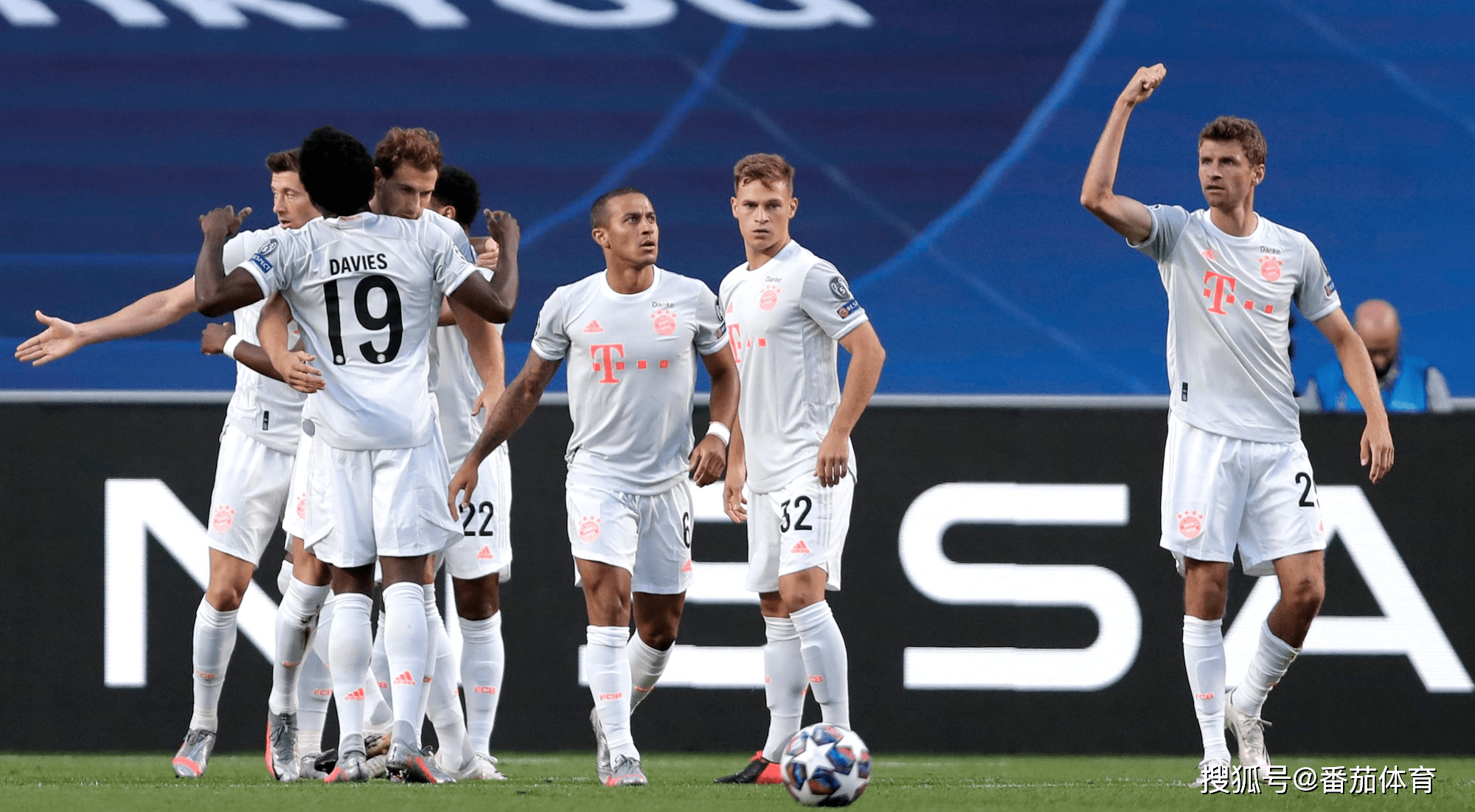 加拿大翻盘里昂，弗拉霍维奇送出助攻