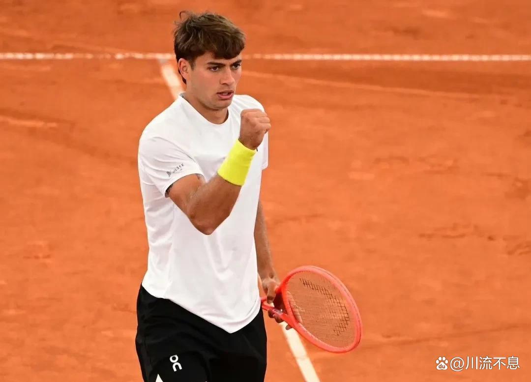 日本网球队翻盘英国网球队，德约科维奇高光表现