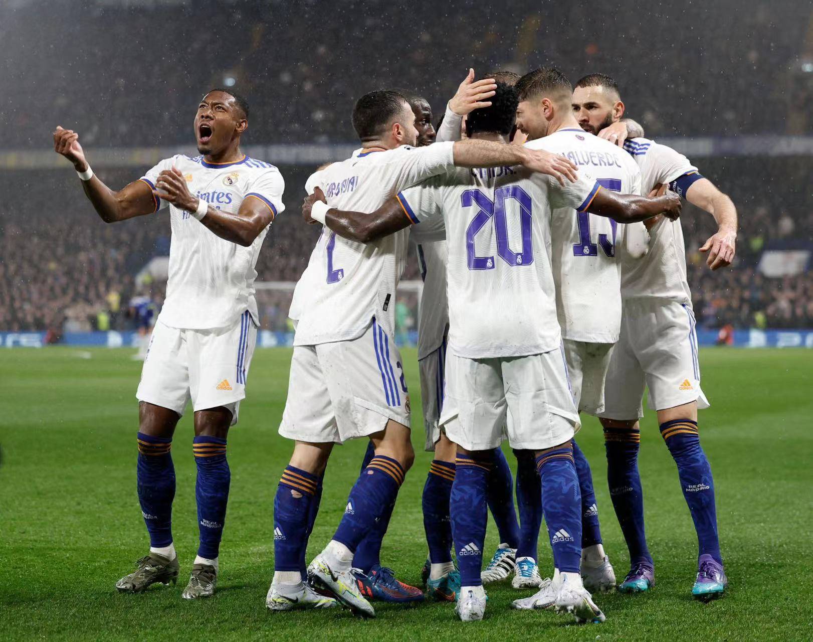 皇马轻取切尔西,若日尼奥惊艳四座 皇马轻取切尔西,若日尼奥惊艳四座