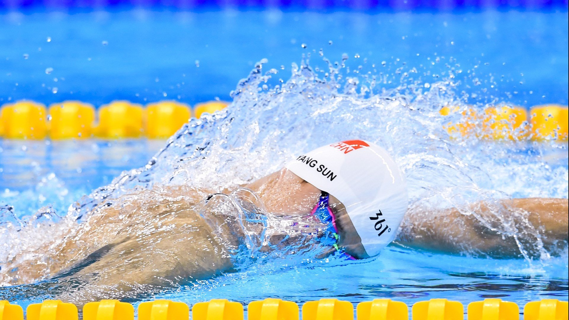 从温网到美网，西西帕斯的硬地蜕变与高光鏖战